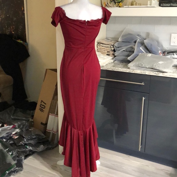 Lace trim on or off shoulder mermaid - Picture 4 of 8